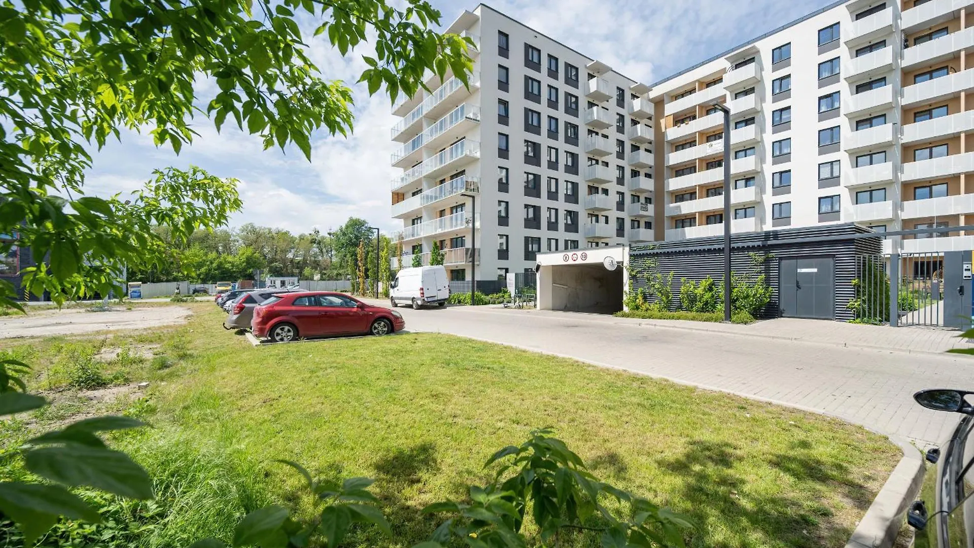 Miedziana Bright Apartment With Balcony And Parking Wroclaw By Noclegi Renters 0*,
